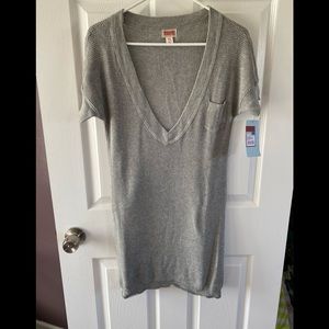 Mossimo NWT V-neck sweater dress size L